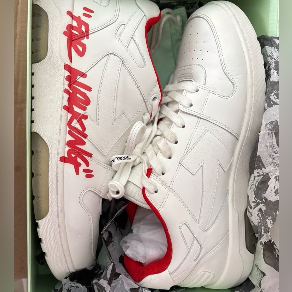 Off-White Out of Office “For Walking”